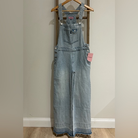 Juicy Couture Wide Leg Overall Light Wash Denim Release Hem Women’s Size XS NWT - Picture 2 of 10